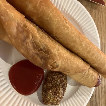 食事（リングサイドマーケットプレイス／ドイツ料理）
