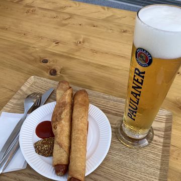 食事（リングサイドマーケットプレイス／ドイツ料理）